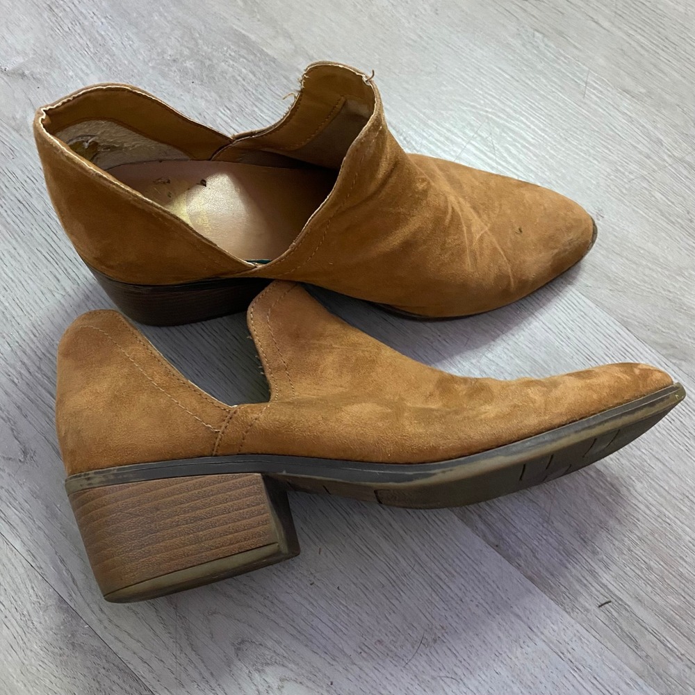 Fergalicious Ankle Booties Women 10 Tan Suede Side Cutout Pointed Toe Block Heel